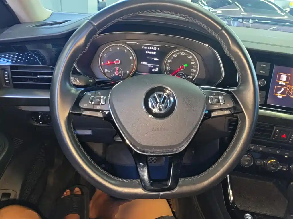 Volkswagen Passat — миниатюра 11
