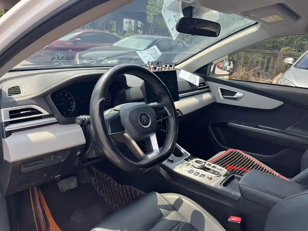 BYD Qin NEV — миниатюра 8