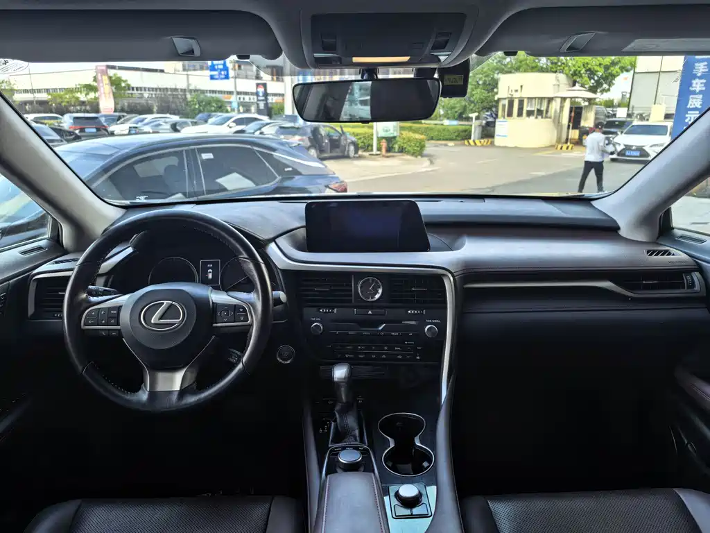 Lexus RX — миниатюра 5