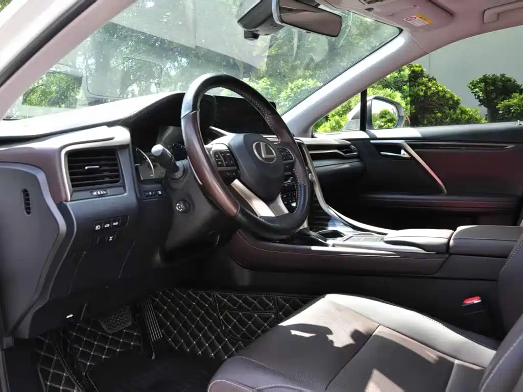 Lexus RX — миниатюра 3
