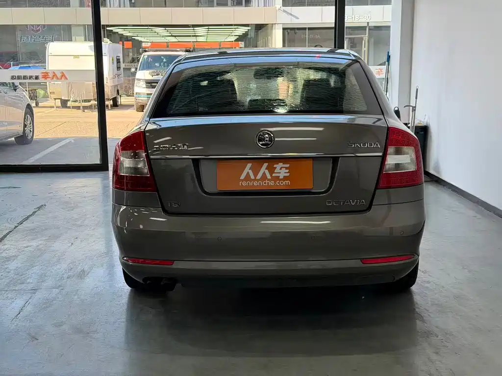 Skoda Octavia — миниатюра 14