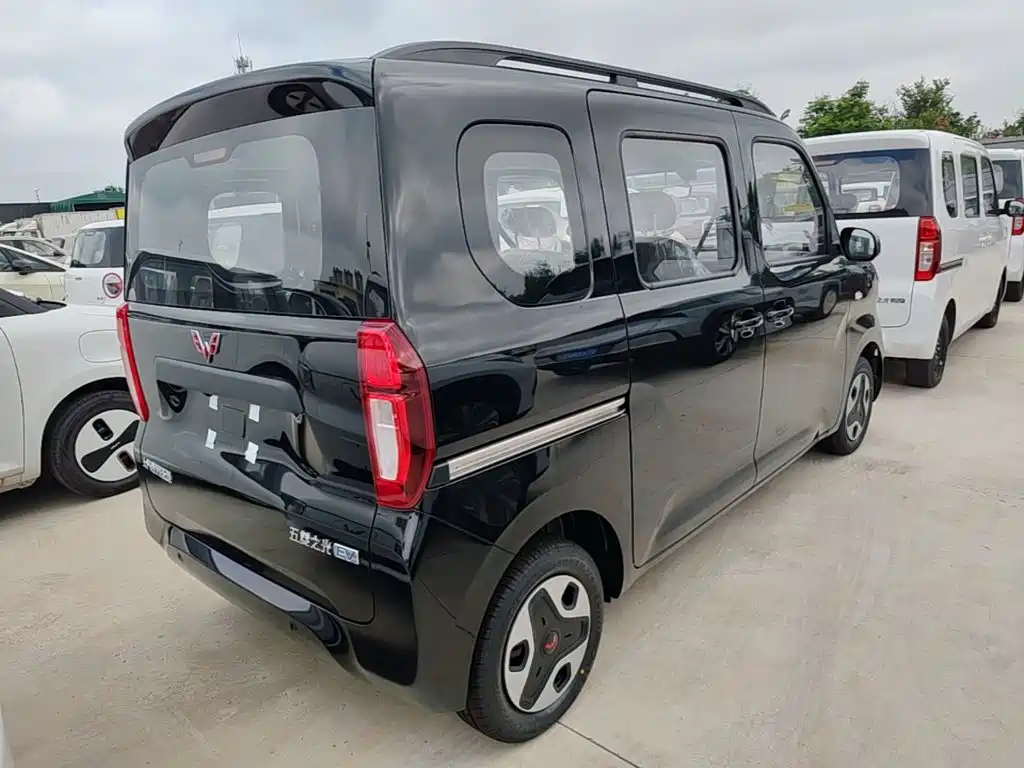 Wuling Zhiguang EV — миниатюра 7