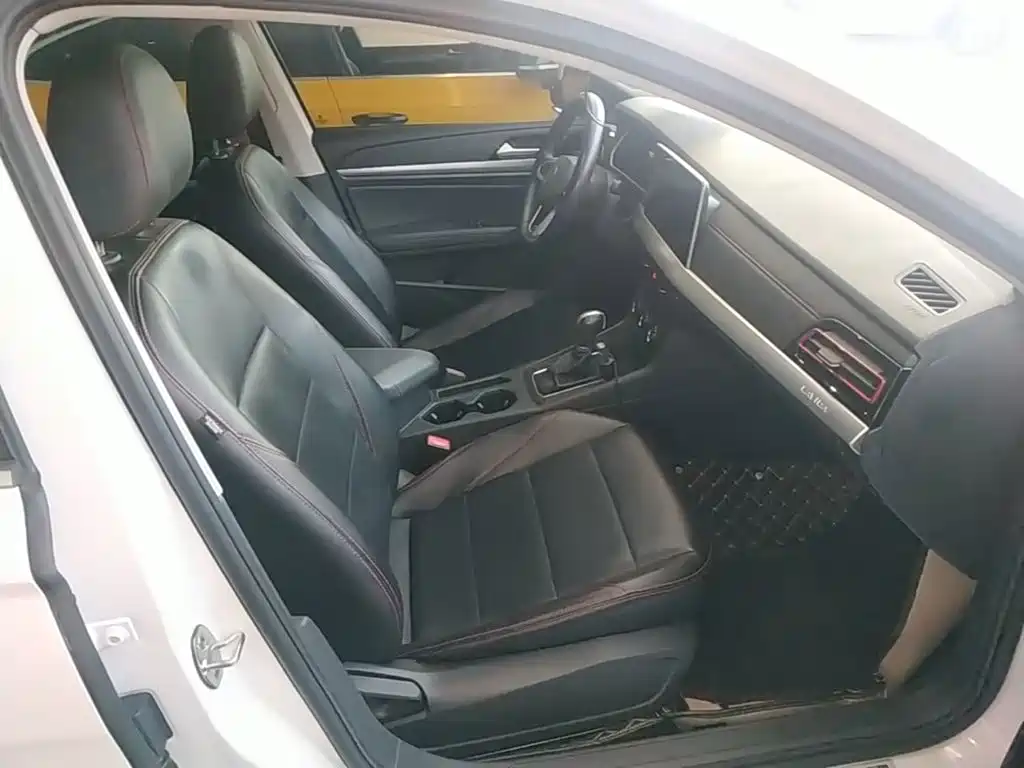 Volkswagen Lavida — миниатюра 25