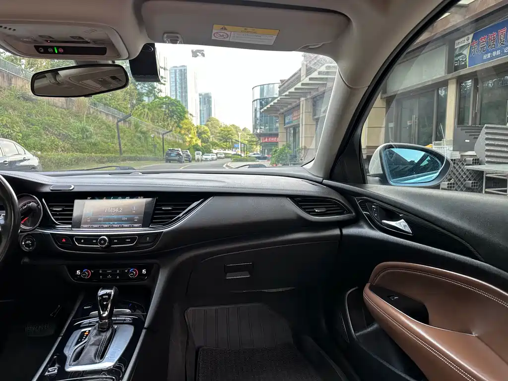 Buick Regal — миниатюра 16
