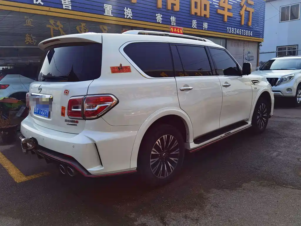 Nissan Patrol — миниатюра 11