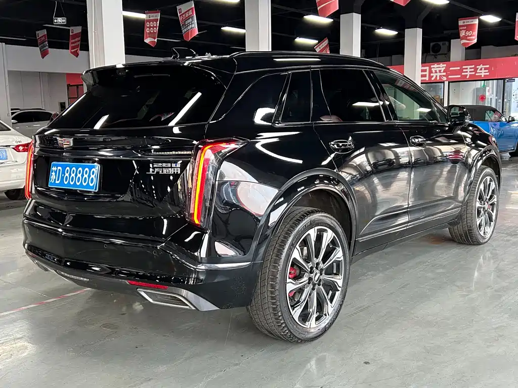 Cadillac XT5 2025 — фото 15