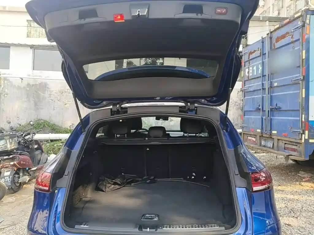 Mercedes-Benz EQC — миниатюра 19