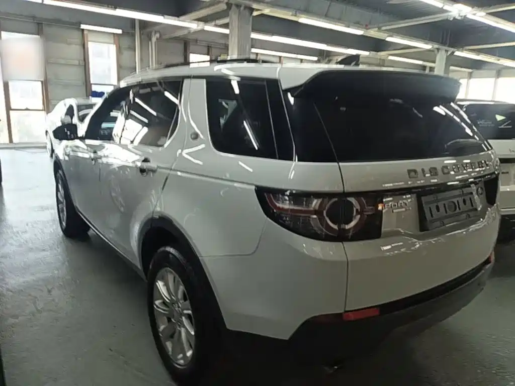 Land Rover Discovery Sport — миниатюра 5
