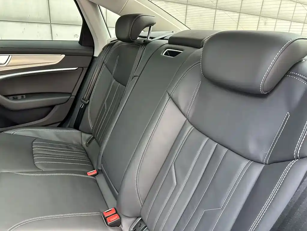Audi A6L — миниатюра 16