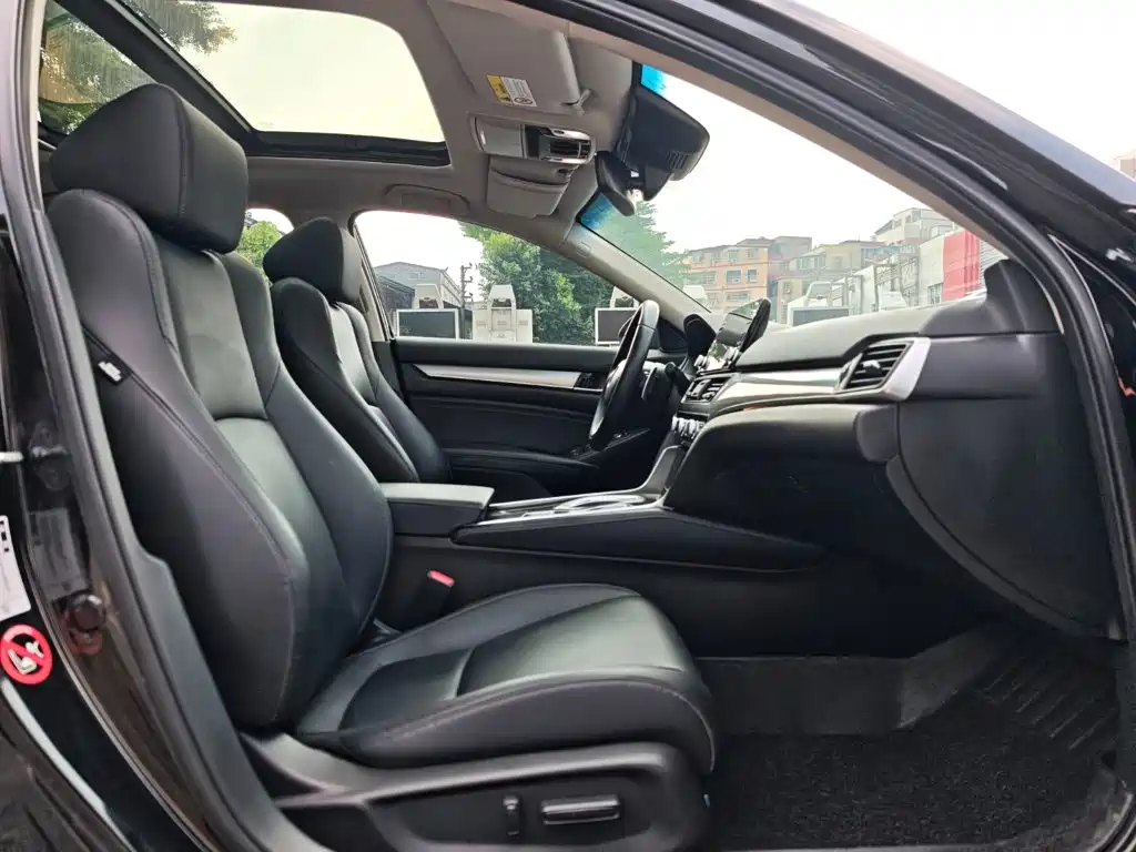Honda Accord — миниатюра 21