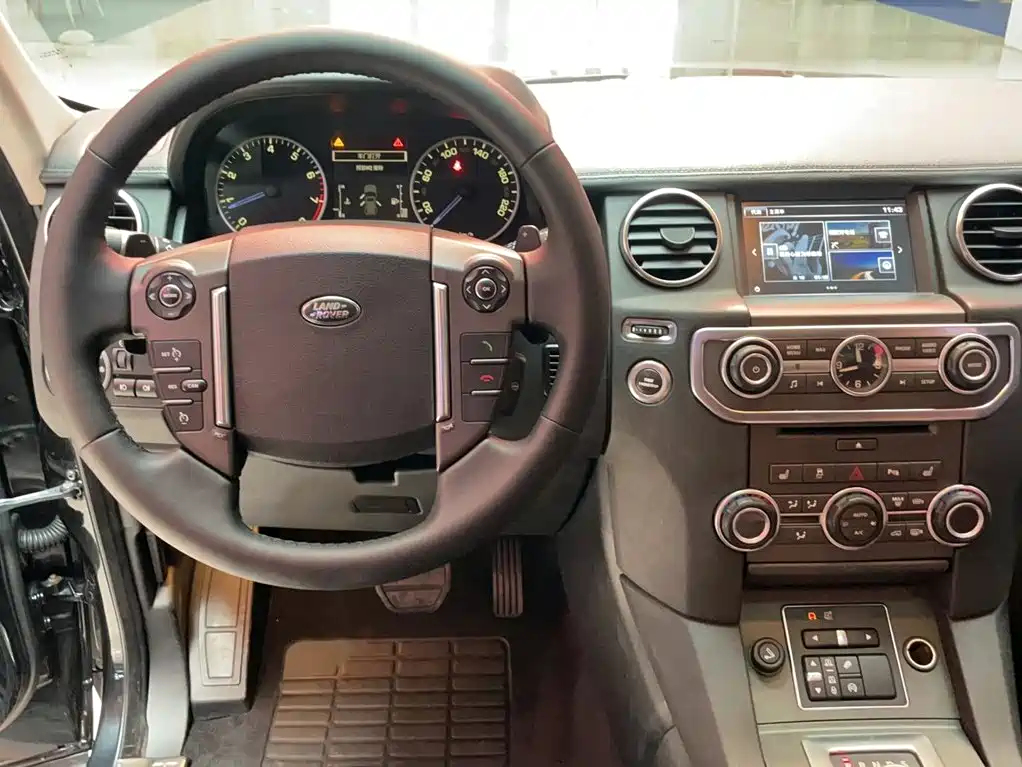 Land Rover Discovery 2016 3.0 SC SE