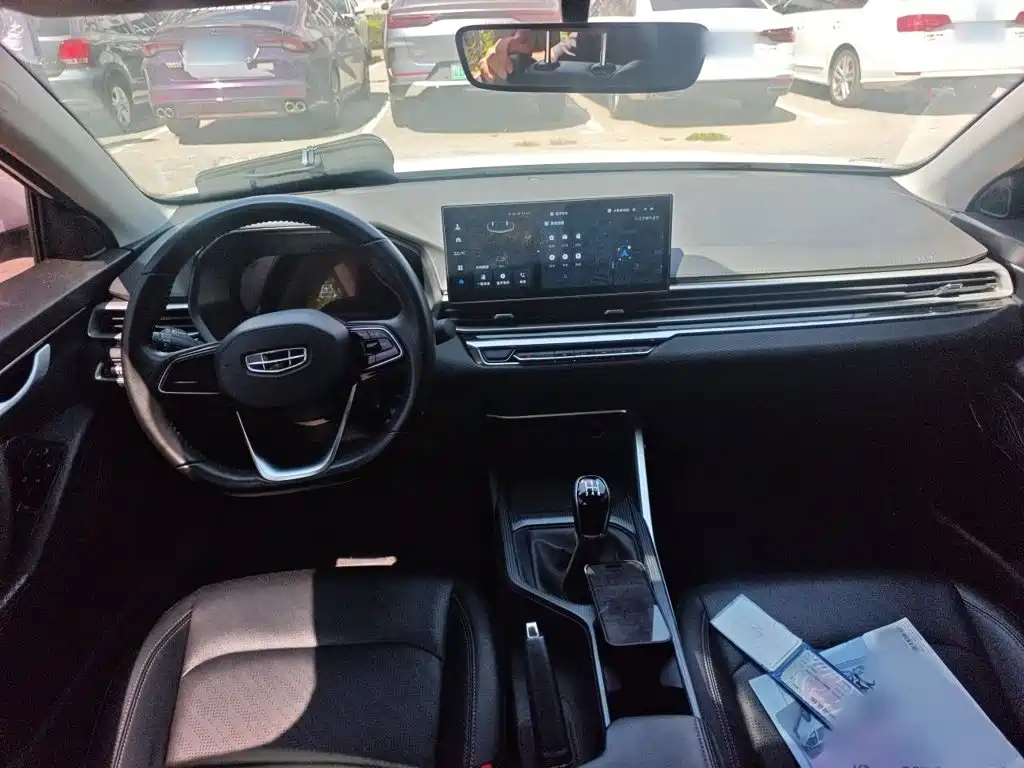 Geely Emgrand — миниатюра 13