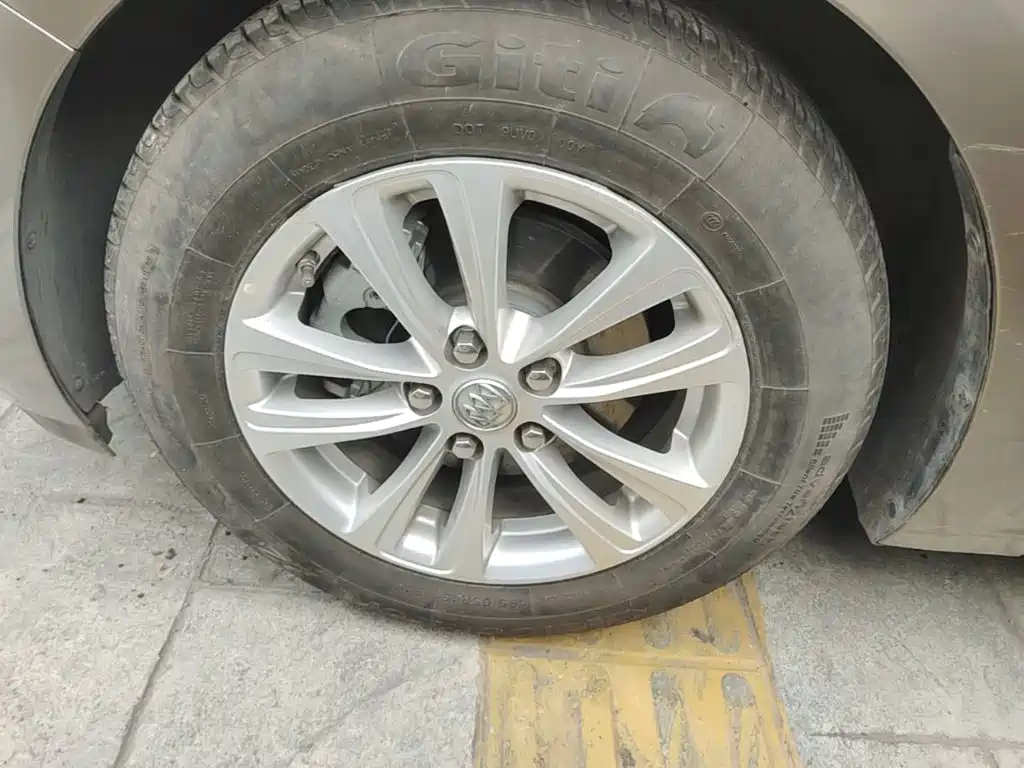 Buick Excelle — миниатюра 23