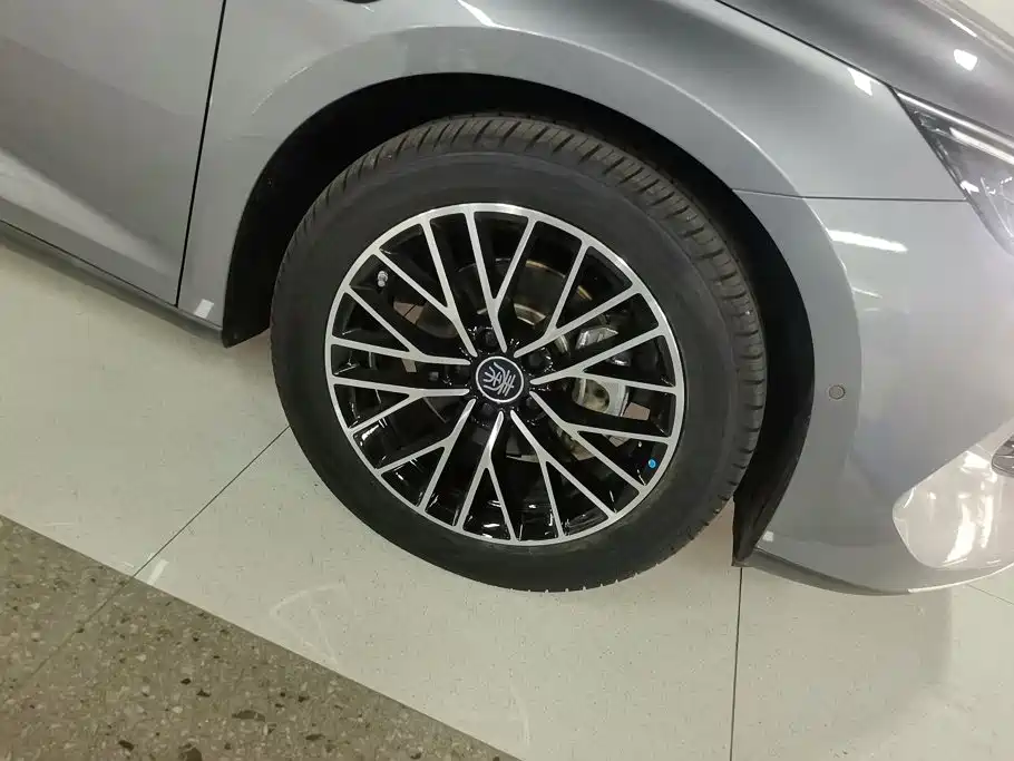 BYD Qin L — миниатюра 6