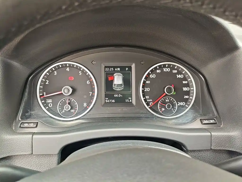 Volkswagen Tiguan — миниатюра 12