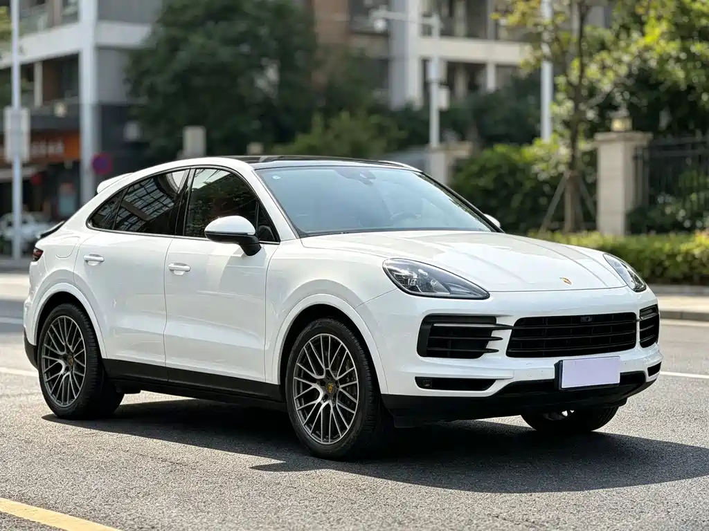 Porsche Cayenne — миниатюра 3
