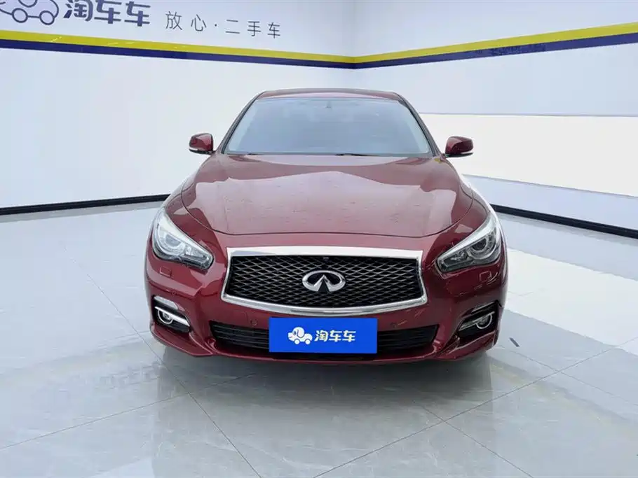 INFINITI Q50L