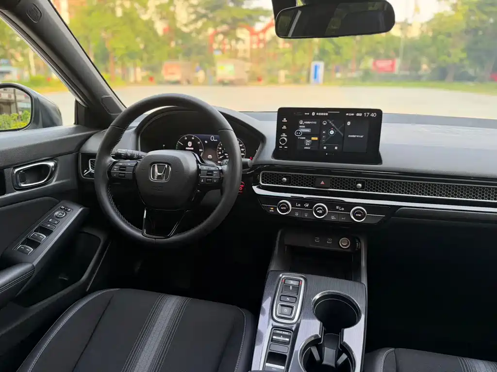 Honda Civic — миниатюра 12