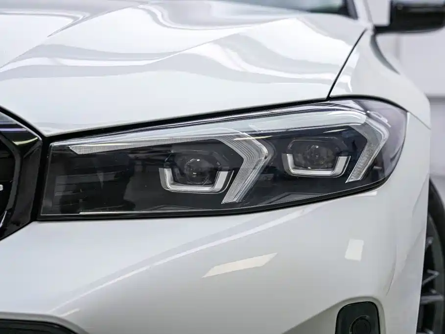 BMW 3 Series — миниатюра 2