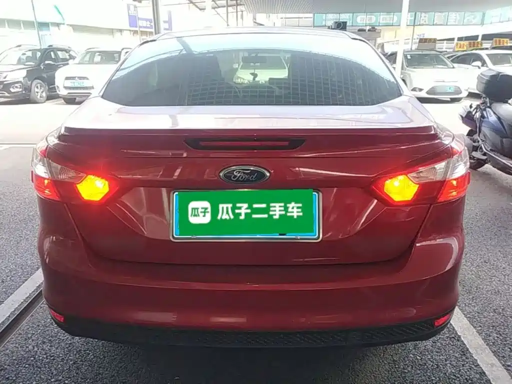 Ford Focus — миниатюра 6