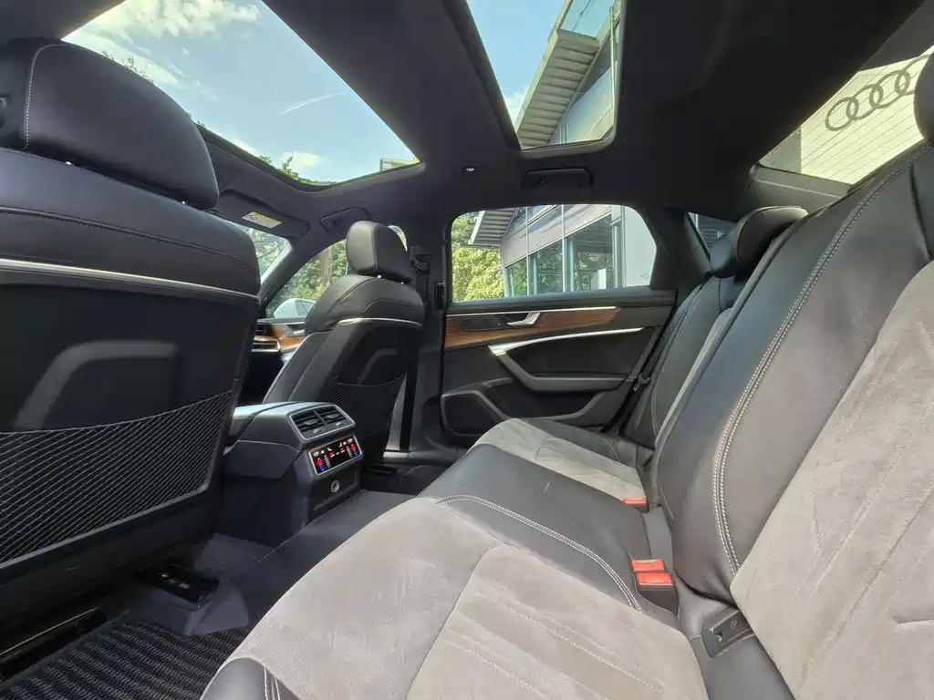 Audi A6L — миниатюра 18