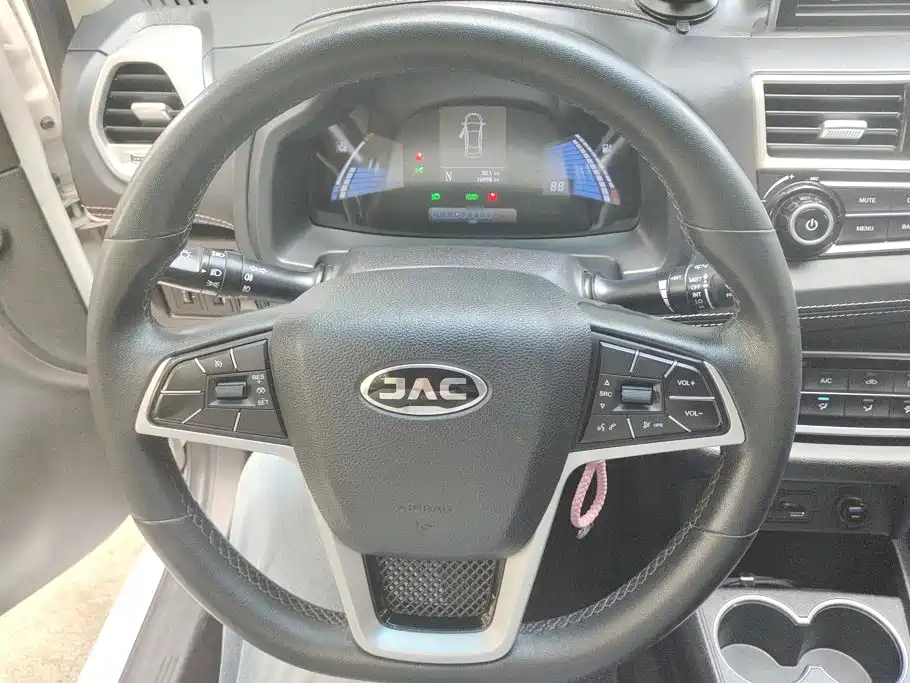 JAC JAC iEV6E — миниатюра 15