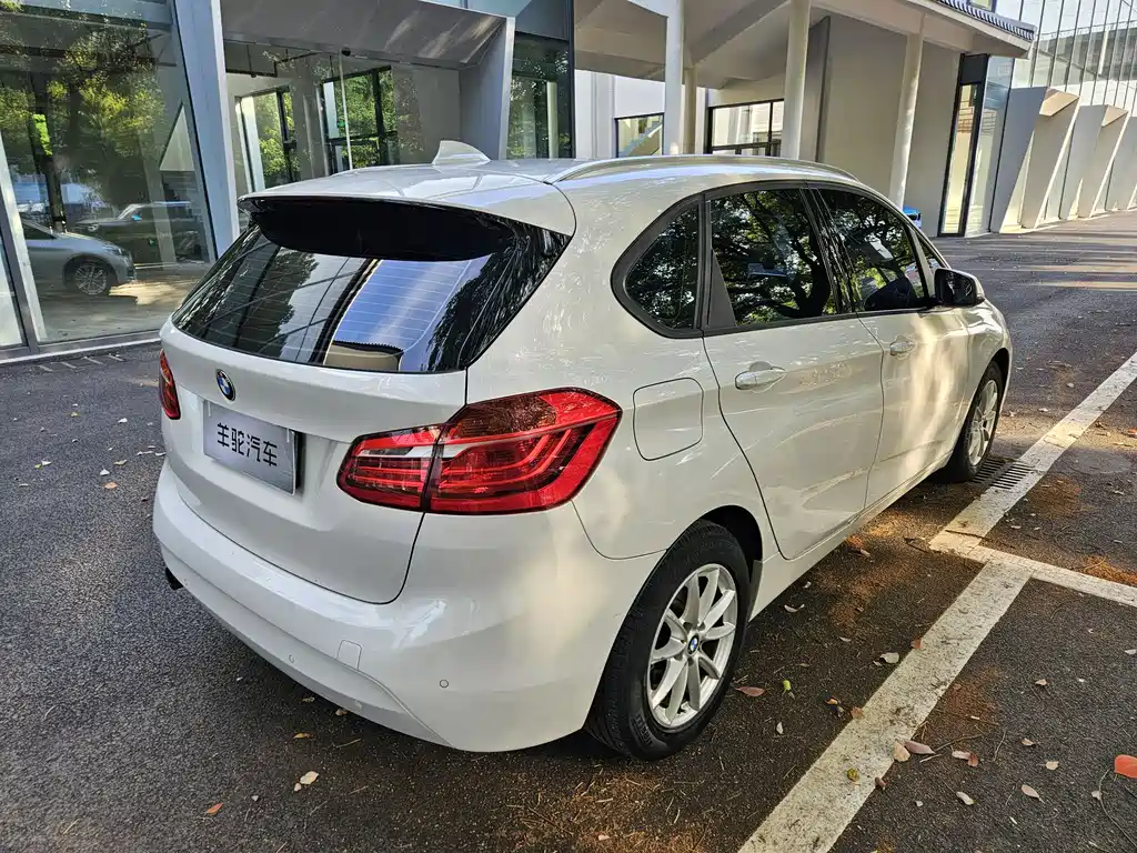 BMW 2 серии 2 2016 218i Fashion