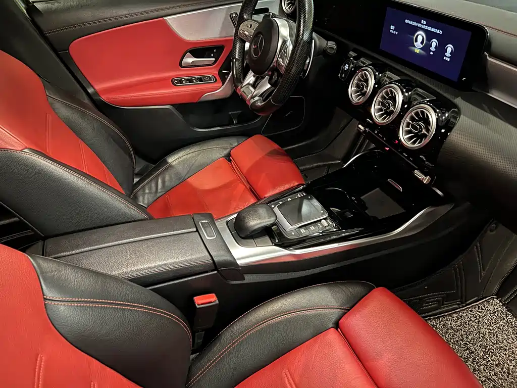 Mercedes-Benz A-Class AMG — миниатюра 15