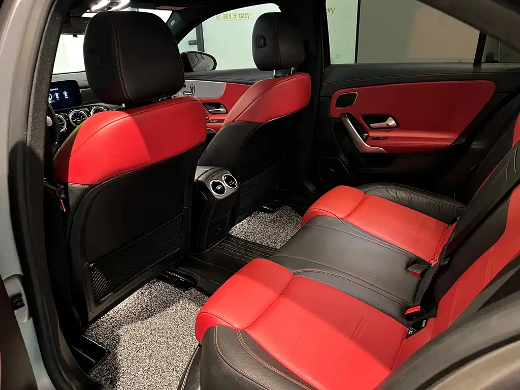 Mercedes-Benz A-Class AMG — миниатюра 11