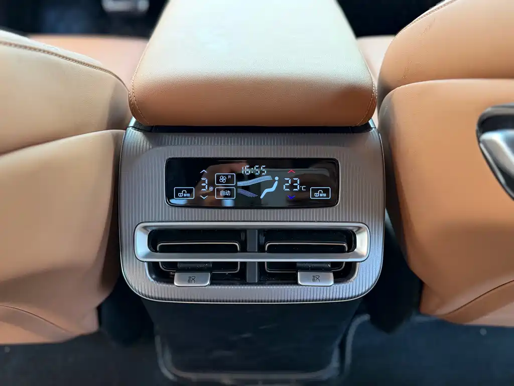 BYD Han — миниатюра 13