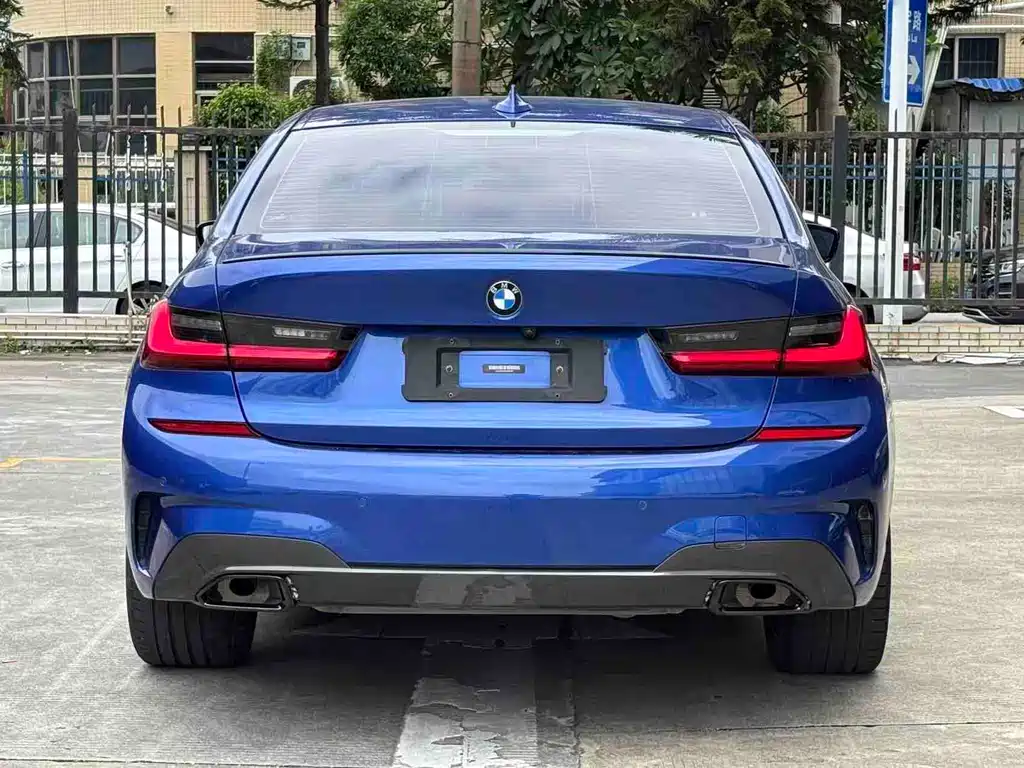 BMW 3 Series — миниатюра 6