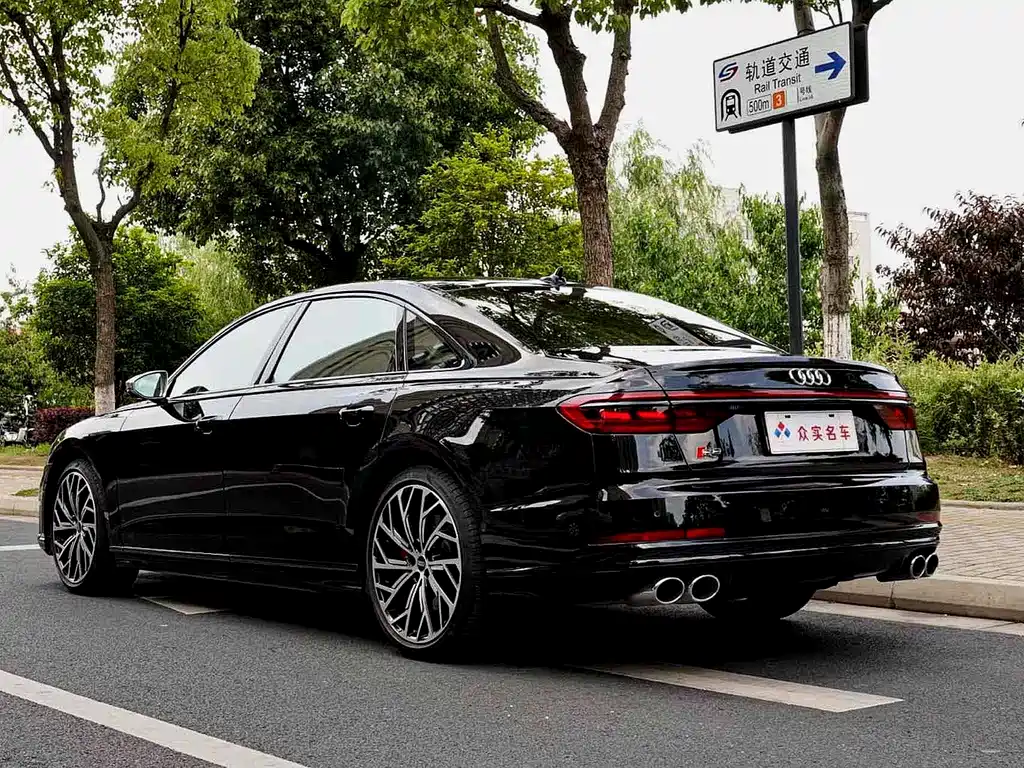 Audi S8 — миниатюра 5