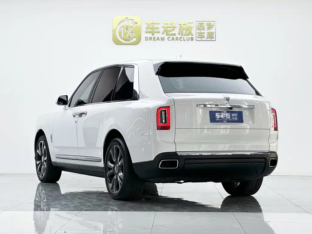 Rolls-Royce Cullinan — миниатюра 6