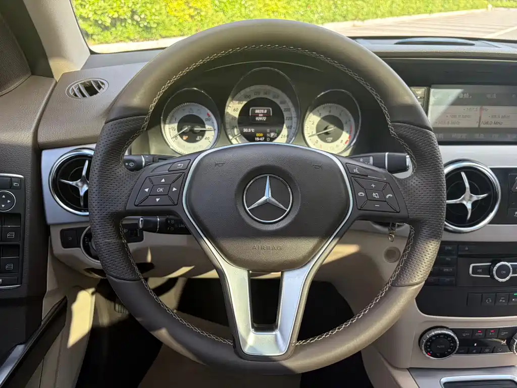 Mercedes-Benz GLK-Class — миниатюра 16