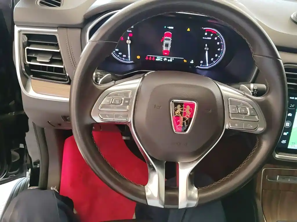 Roewe RX8 — миниатюра 11