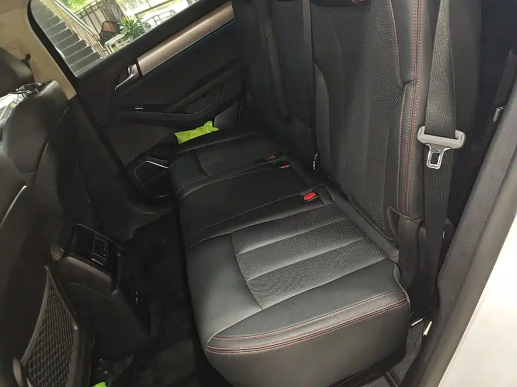 BYD Tang New Energy — миниатюра 17