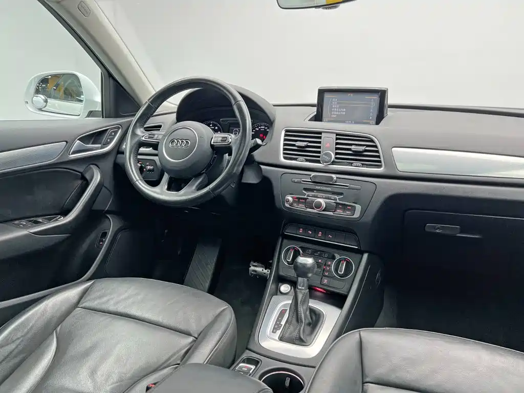 Audi Q3 — миниатюра 21