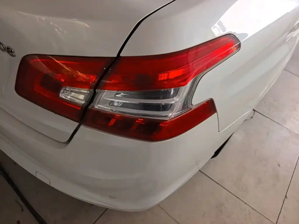 Peugeot 408 — миниатюра 8