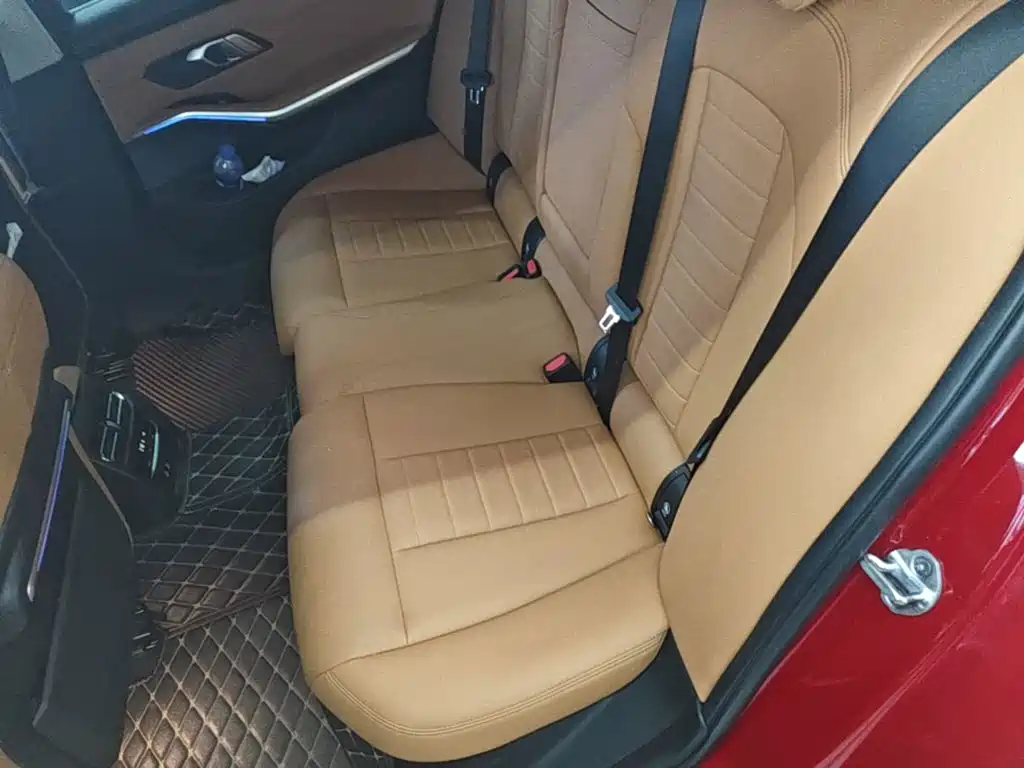 BMW 3 Series — миниатюра 17