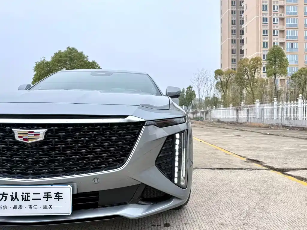 CADILLAC CT6
