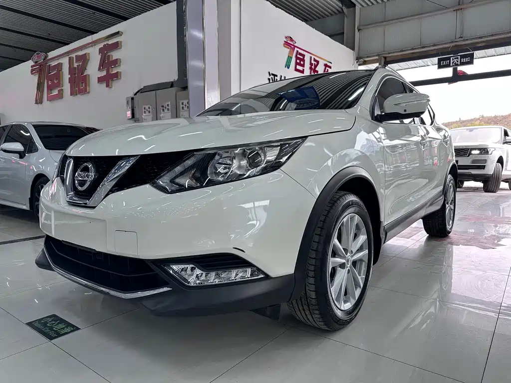 Купить Nissan Qashqai