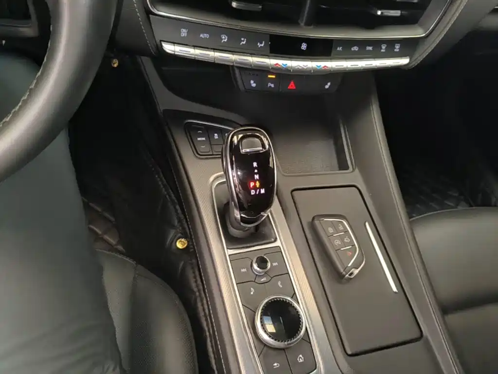 Cadillac CT5 — миниатюра 14
