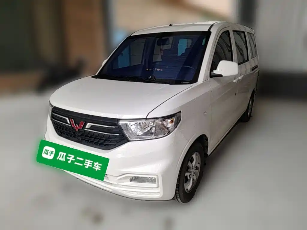 Wuling Hongguang V — миниатюра 3