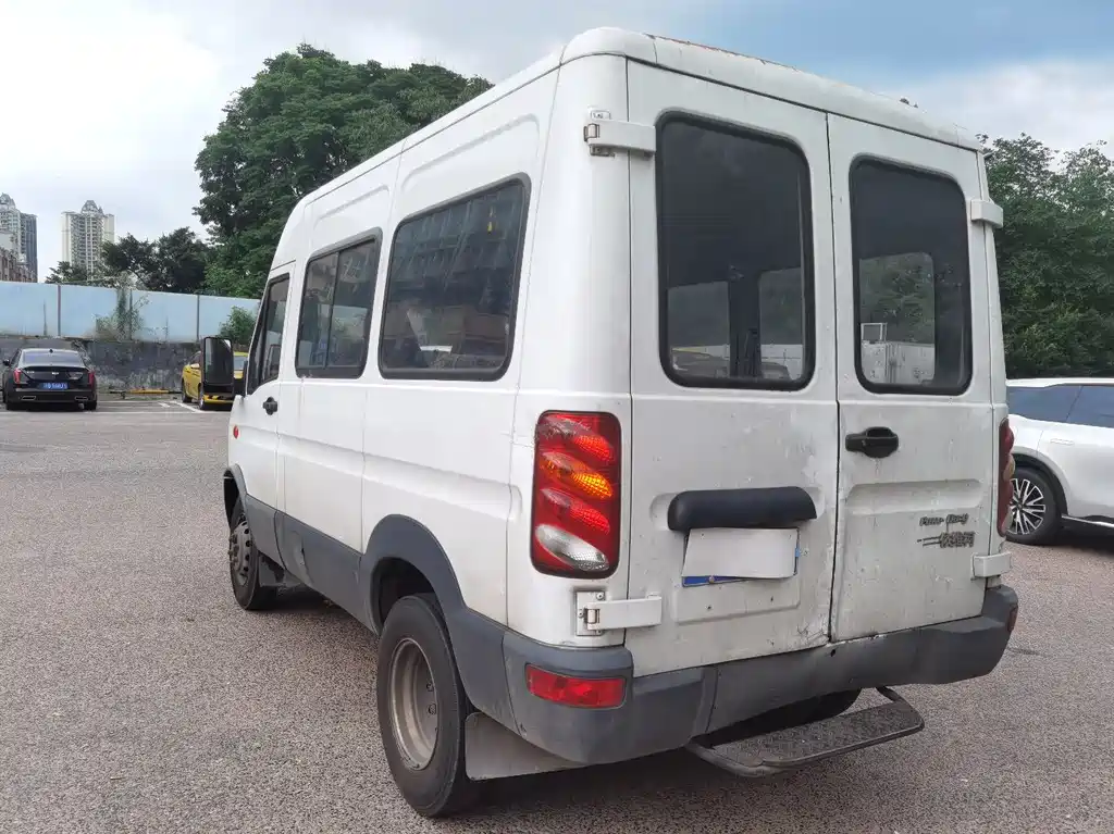 IVECO Baodi — миниатюра 6
