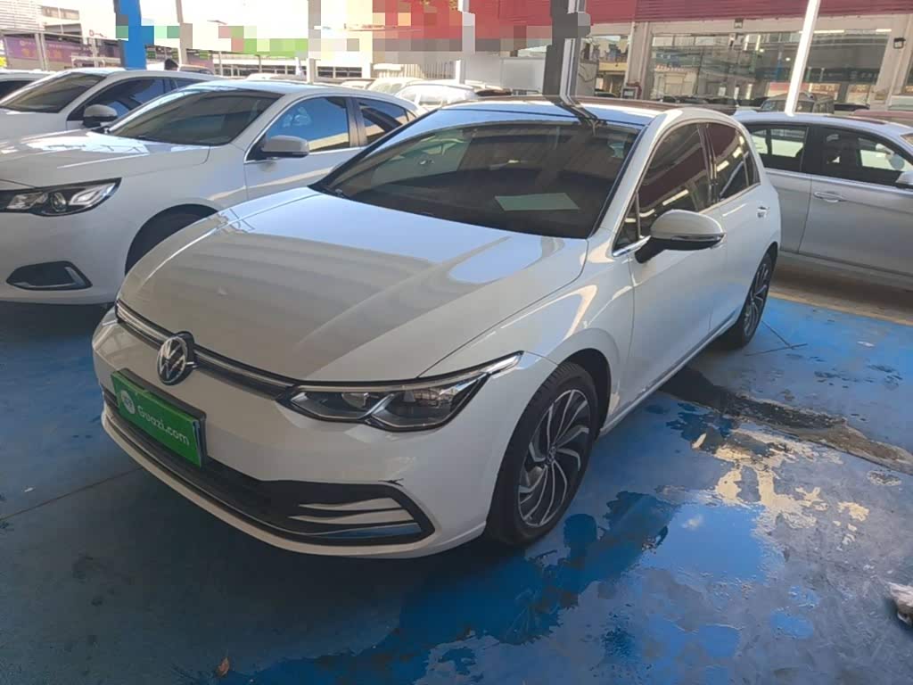 Volkswagen Golf 1.4 л 2022 г. Белый, пробег 37700 км