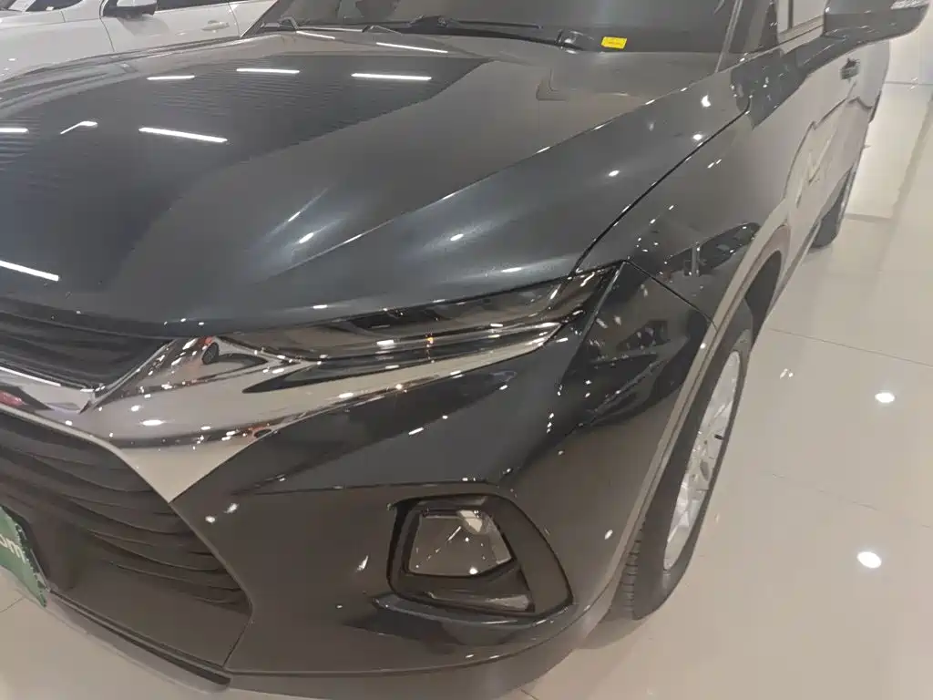Chevrolet Blazer — миниатюра 15