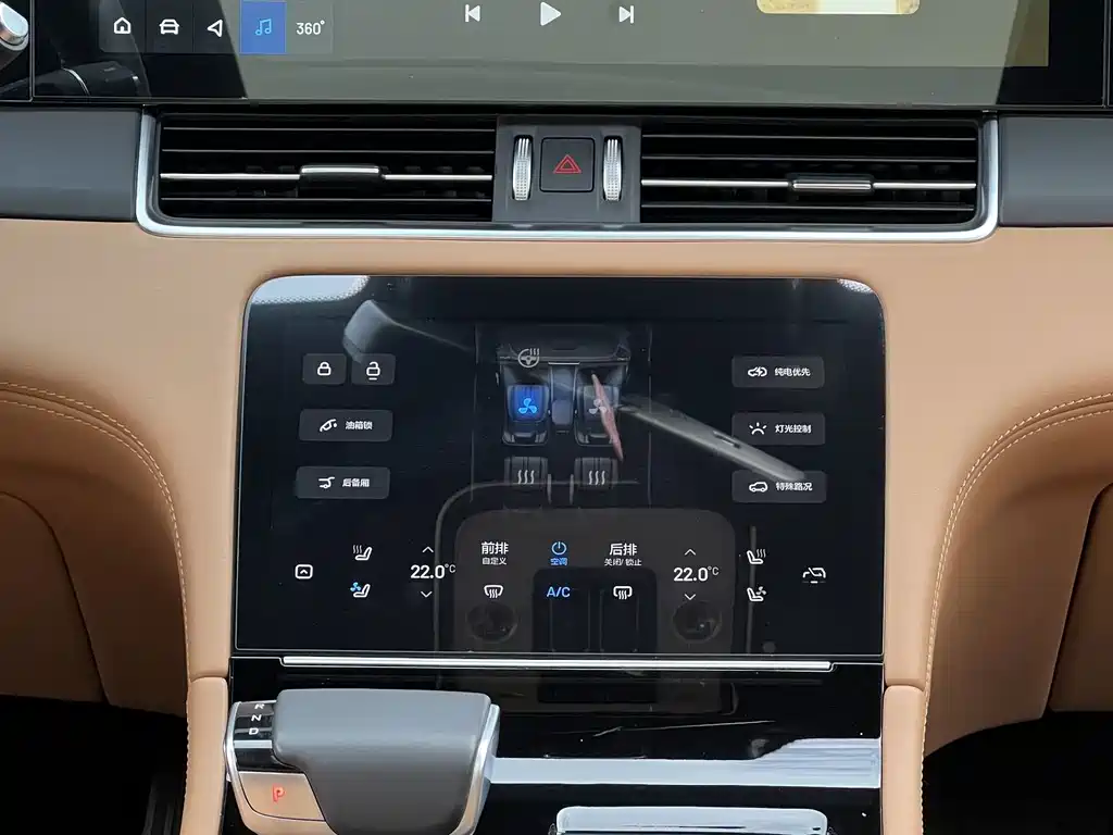 Li Auto Li ONE — миниатюра 15
