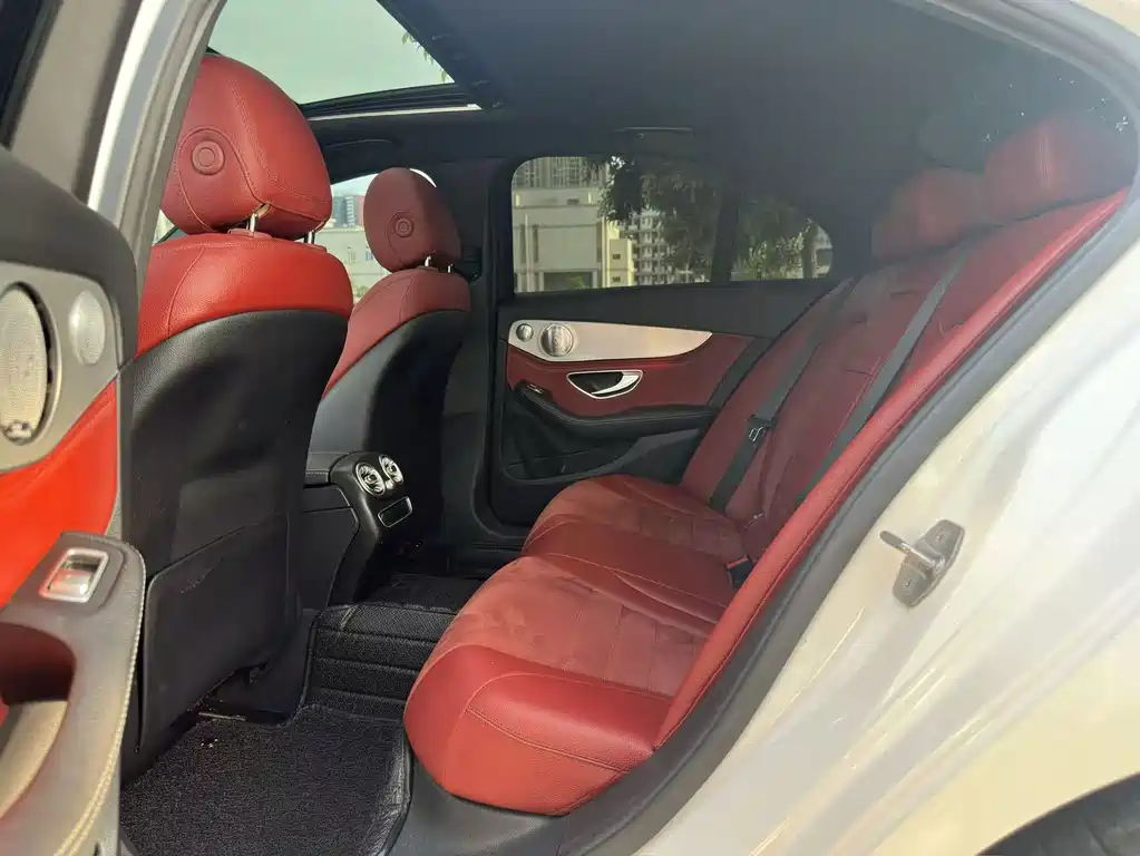 Mercedes-Benz C-Class — миниатюра 5