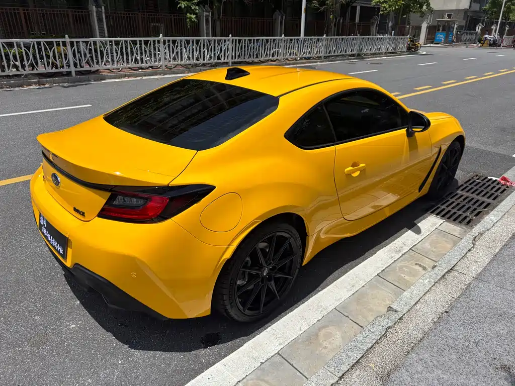 Subaru BRZ 2026 2.4L MT