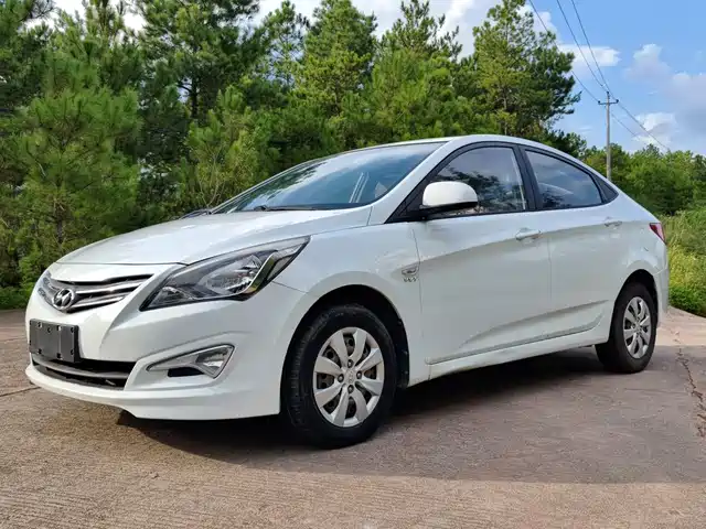 Hyundai Verna